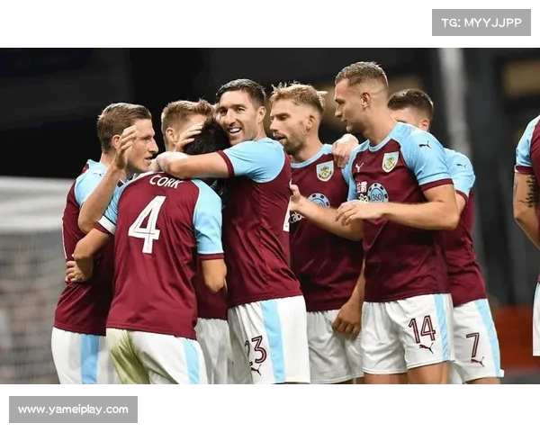 热刺稳步取胜，继续向前进