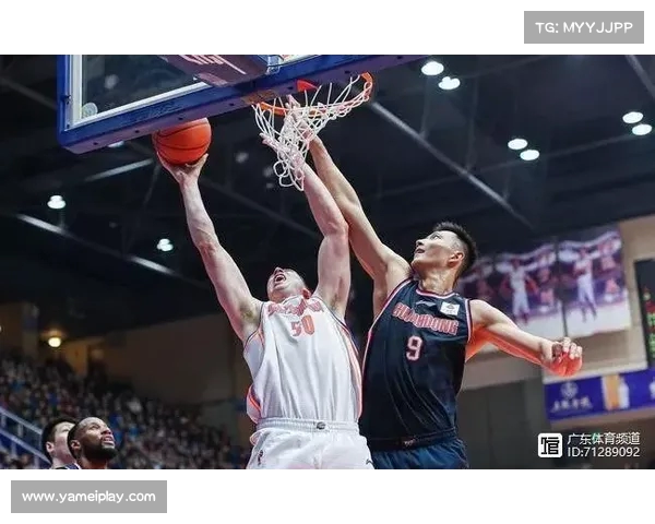 周嘉豪攻防两端闪耀，广东队迎来士气爆发的关键战役！(周嘉豪duck)